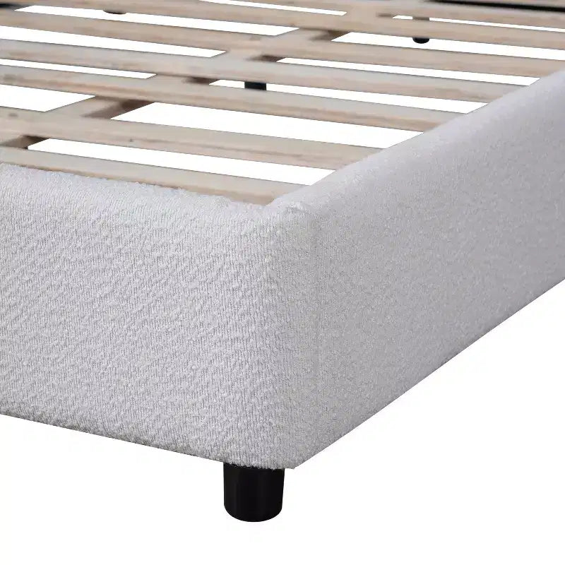 Estructura de cama tapizada Queen/King Size con cabecera acolchada curva redonda, blanco - ModernLuxe