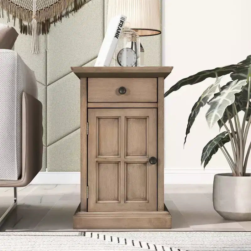 Mesa Auxiliar Vintage Clásica con Puertos USB y 1 Cajón con Portavasos, Mesa Estrecha para Sofá, Mesita de Noche para Sala de Estar, Dormitorio